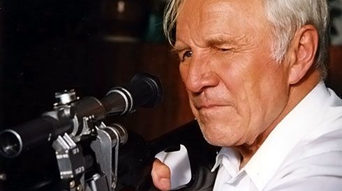 �������!